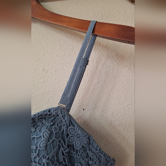 NWT Modcloth Womens A-line Crocheted Floral Bodice Party Dress Size 4 - Picture 3 of 12